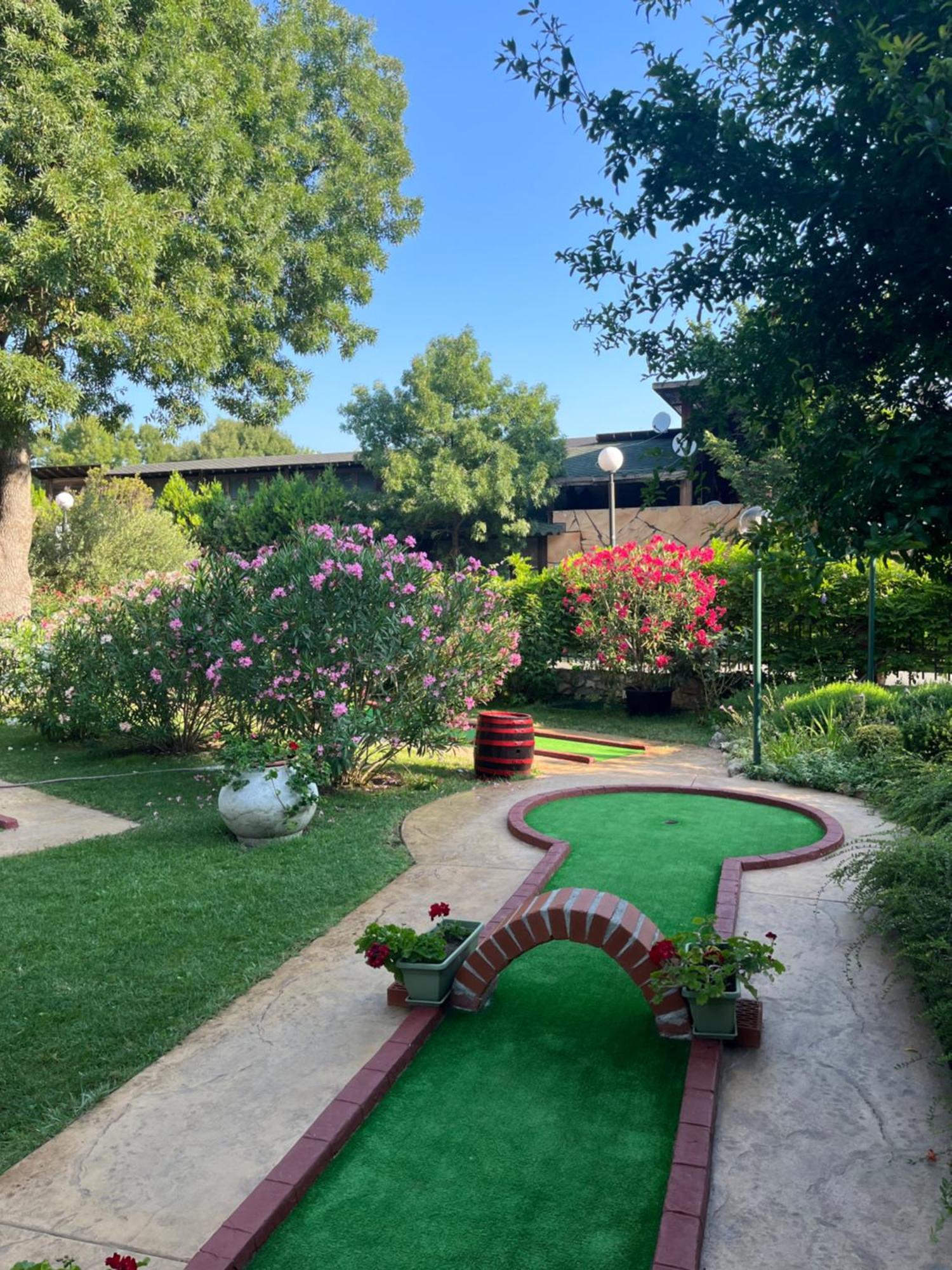Oleander House And Tennis Club Sunny Beach Ngoại thất bức ảnh