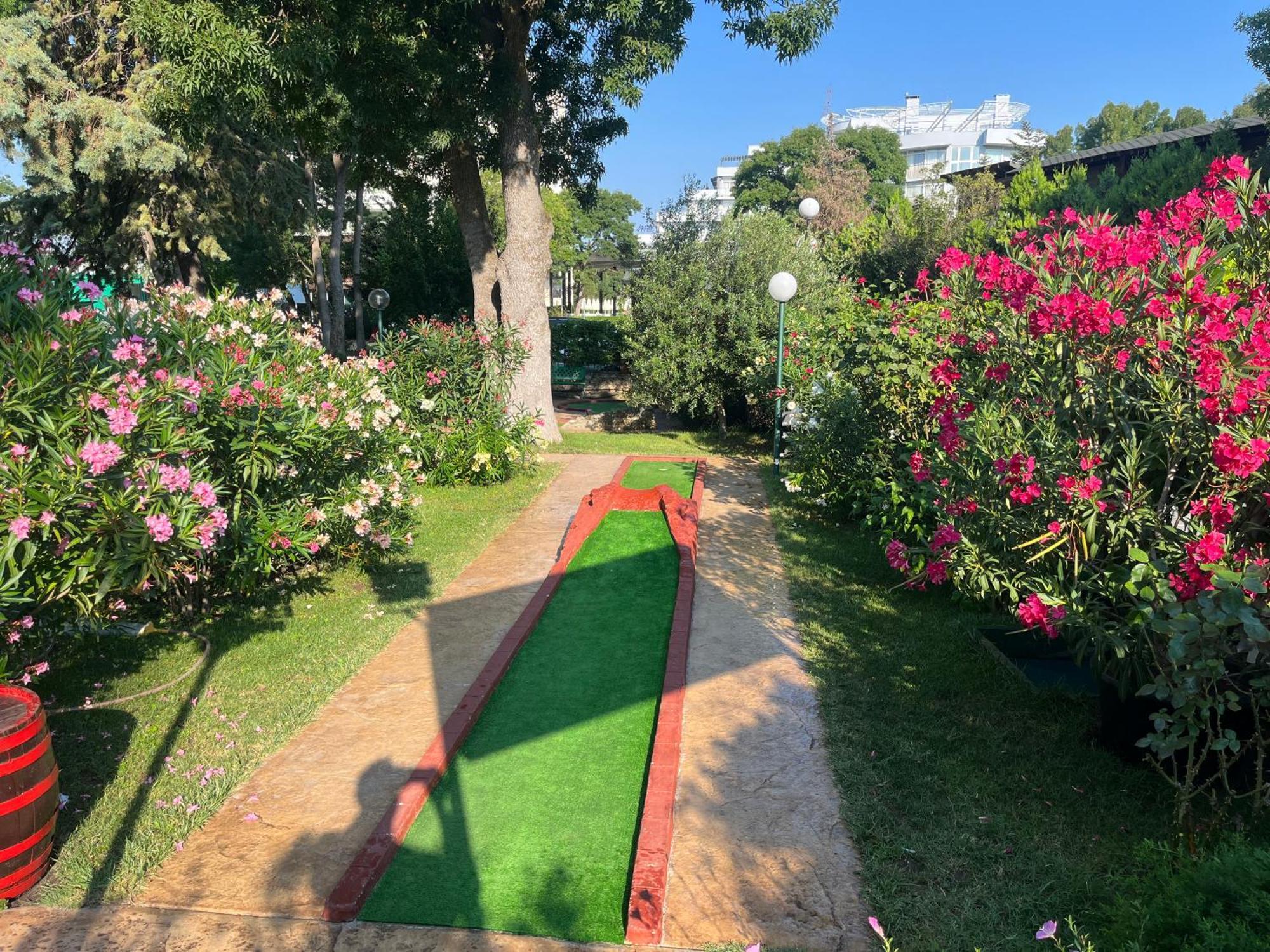 Oleander House And Tennis Club Sunny Beach Ngoại thất bức ảnh