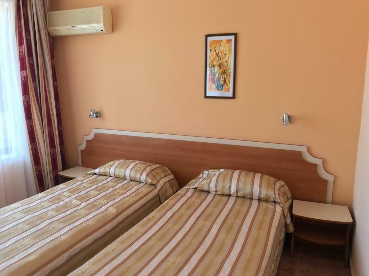 Oleander House And Tennis Club Sunny Beach Ngoại thất bức ảnh