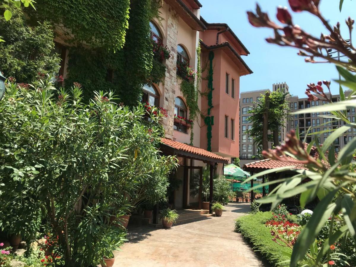 Oleander House And Tennis Club Sunny Beach Ngoại thất bức ảnh